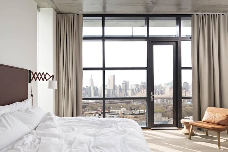 LIC Hotel