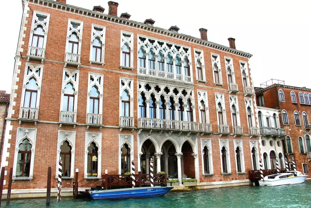 palais-venise